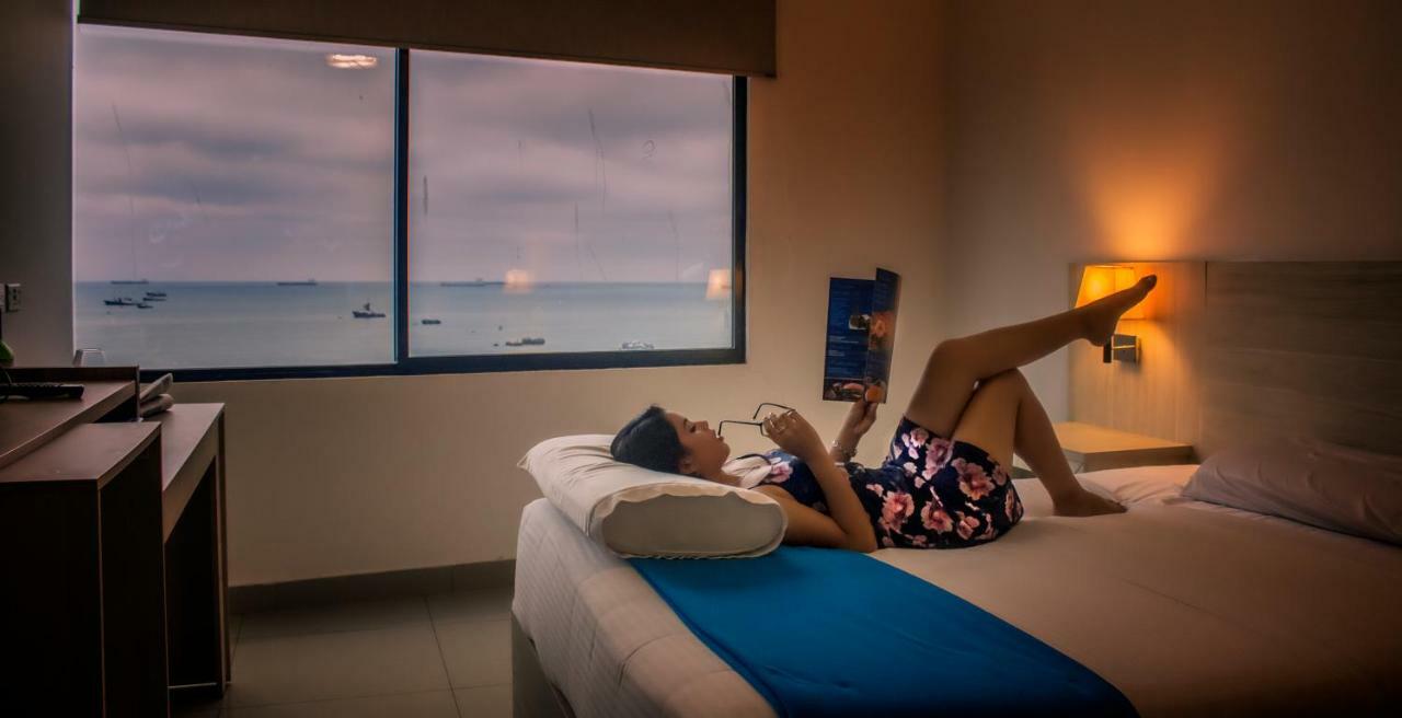 Hotel - Centro Comercial Punta Del Mar Salinas (Santa Elena) Eksteriør bilde